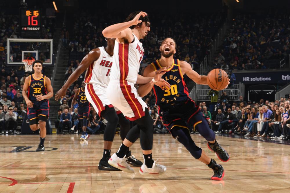 [NBA]杜兰特42分 太阳擒骑士取得3连胜.