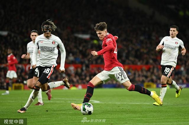 队顽强的比 队顽强的比